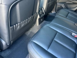 Porsche Macan T AWD 2026