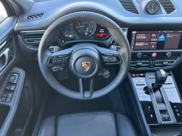 Porsche Macan T AWD 2026