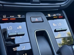 Porsche Macan T AWD 2026