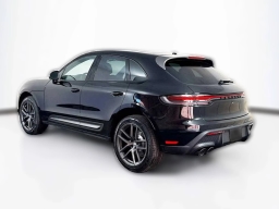 Porsche Macan T AWD 2026