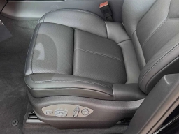 Porsche Macan T AWD 2026