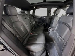 Porsche Macan T AWD 2026