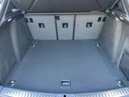 Porsche Macan T AWD 2026