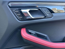 Porsche Macan T AWD 2026