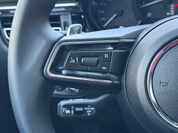 Porsche Macan T AWD 2026