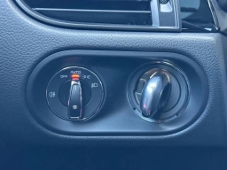 Porsche Macan T AWD 2026