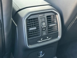 Porsche Macan T AWD 2026