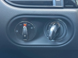 Porsche Macan T AWD 2026