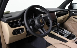 Porsche Macan T AWD 2026