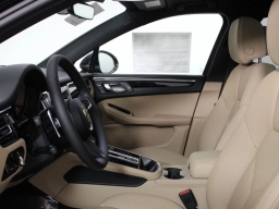 Porsche Macan T AWD 2026