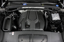 Porsche Macan T AWD 2026