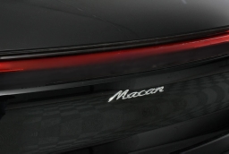 Porsche Macan T AWD 2026