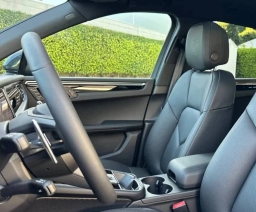 Porsche Macan T AWD 2026