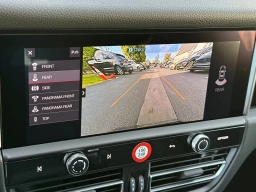 Porsche Macan T AWD 2026