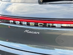 Porsche Macan T AWD 2026