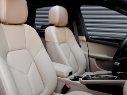 Porsche Macan T AWD 2026