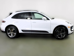 Porsche Macan T AWD 2026