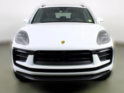 Porsche Macan T AWD 2026