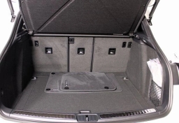 Porsche Macan T AWD 2026