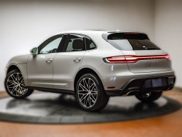 Porsche Macan T AWD 2026