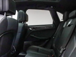 Porsche Macan T AWD 2026