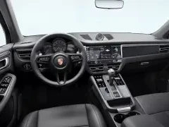 Porsche Macan T AWD 2026