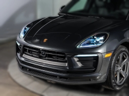 Porsche Macan Base AWD 2025