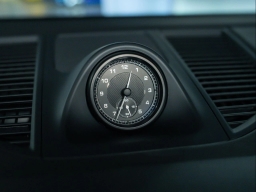 Porsche Macan Base AWD 2025