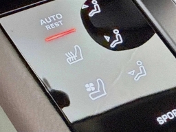 Porsche Macan T AWD 2026