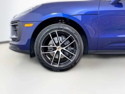 Porsche Macan T AWD 2026