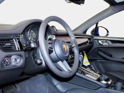 Porsche Macan T AWD 2026