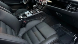 Porsche Macan T AWD 2026