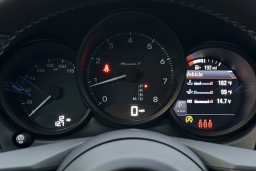 Porsche Macan T AWD 2026