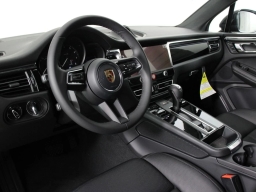 Porsche Macan T AWD 2026