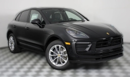 Porsche Macan T AWD 2026