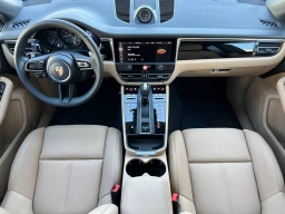 Porsche Macan T AWD 2026