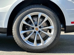 Porsche Macan T AWD 2026