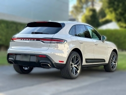 Porsche Macan T AWD 2026