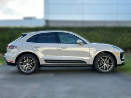 Porsche Macan T AWD 2026