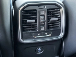 Porsche Macan T AWD 2026