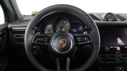 Porsche Macan T AWD 2026