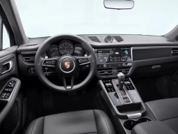 Porsche Macan T AWD 2026