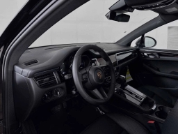 Porsche Macan T AWD 2026