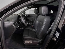 Porsche Macan T AWD 2026