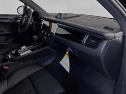 Porsche Macan T AWD 2026