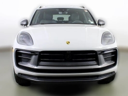 Porsche Macan T AWD 2026