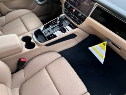 Porsche Macan T AWD 2026