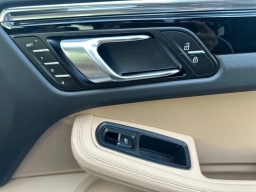 Porsche Macan T AWD 2026