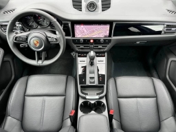 Porsche Macan T AWD 2026