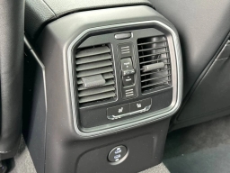 Porsche Macan T AWD 2026